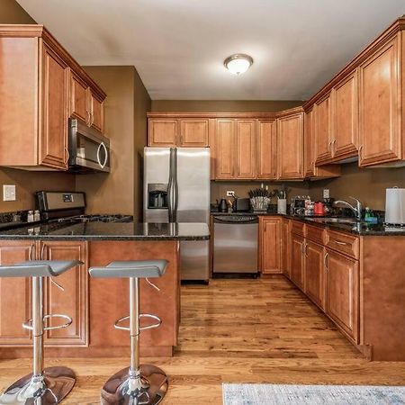 Lovely 2 Bed 3 Miles From Dt W Free Parking Chicago Luaran gambar