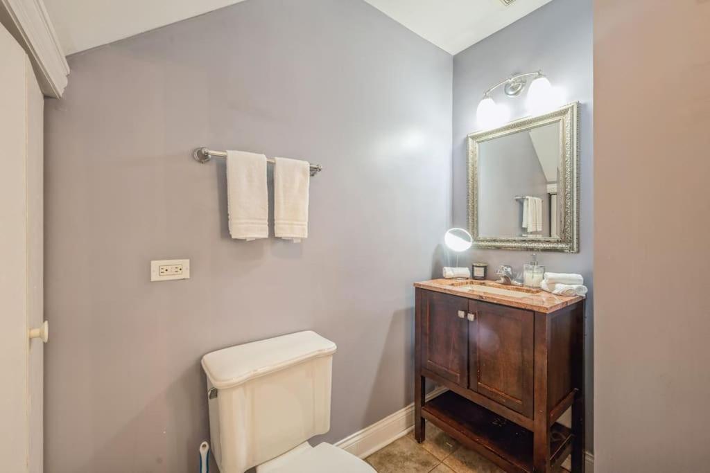 Lovely 2 Bed 3 Miles From Dt W Free Parking Chicago Luaran gambar