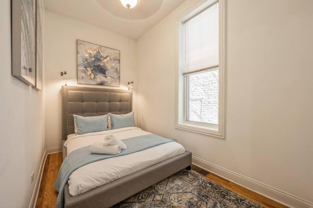 Lovely 2 Bed 3 Miles From Dt W Free Parking Chicago Luaran gambar